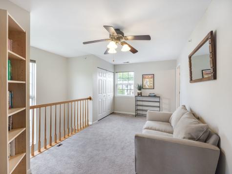 831 Stuarts Drive St. Charles IL 60174
