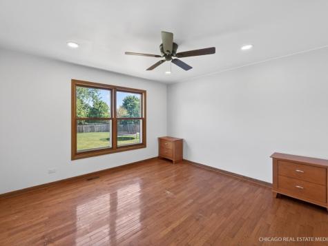 909 Northfield Avenue Harvard IL 60033