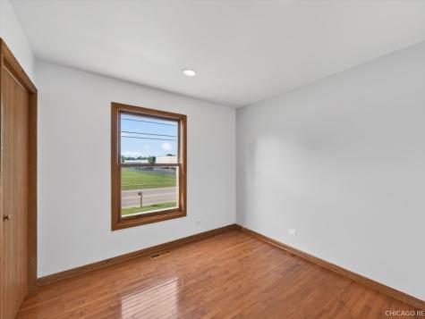 909 Northfield Avenue Harvard IL 60033
