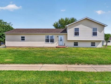 909 Northfield Avenue Harvard IL 60033