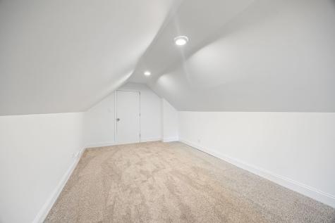 1107 Victoria Avenue North Chicago IL 60064