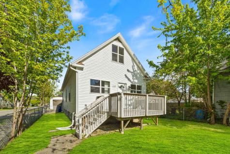 1107 Victoria Avenue North Chicago IL 60064