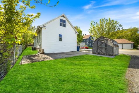 1107 Victoria Avenue North Chicago IL 60064