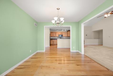 1418 Beach Lane Sycamore IL 60178