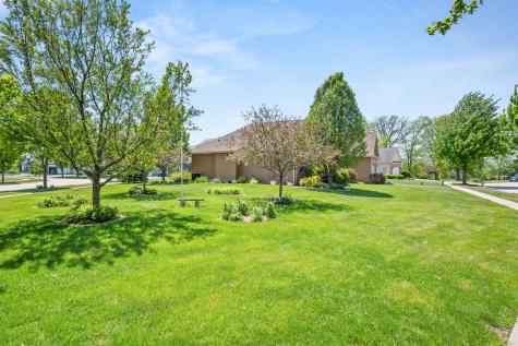 1418 Beach Lane Sycamore IL 60178
