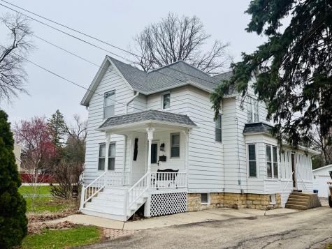 742 South 4th Street Dekalb IL 60115