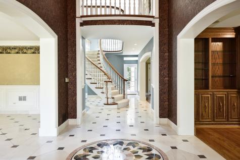 1661 Balmoral Lane Inverness IL 60067