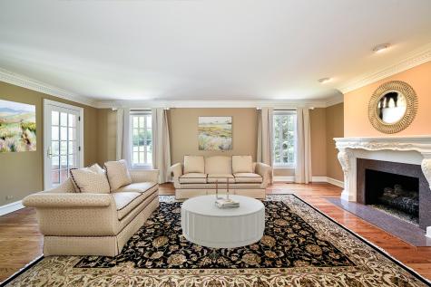 1661 Balmoral Lane Inverness IL 60067