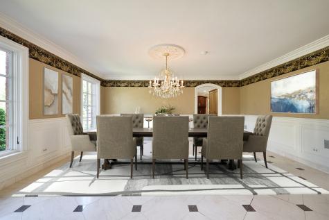 1661 Balmoral Lane Inverness IL 60067