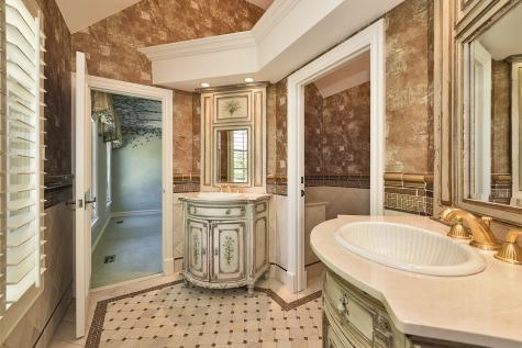 1661 Balmoral Lane Inverness IL 60067