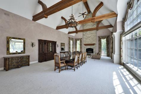 1661 Balmoral Lane Inverness IL 60067