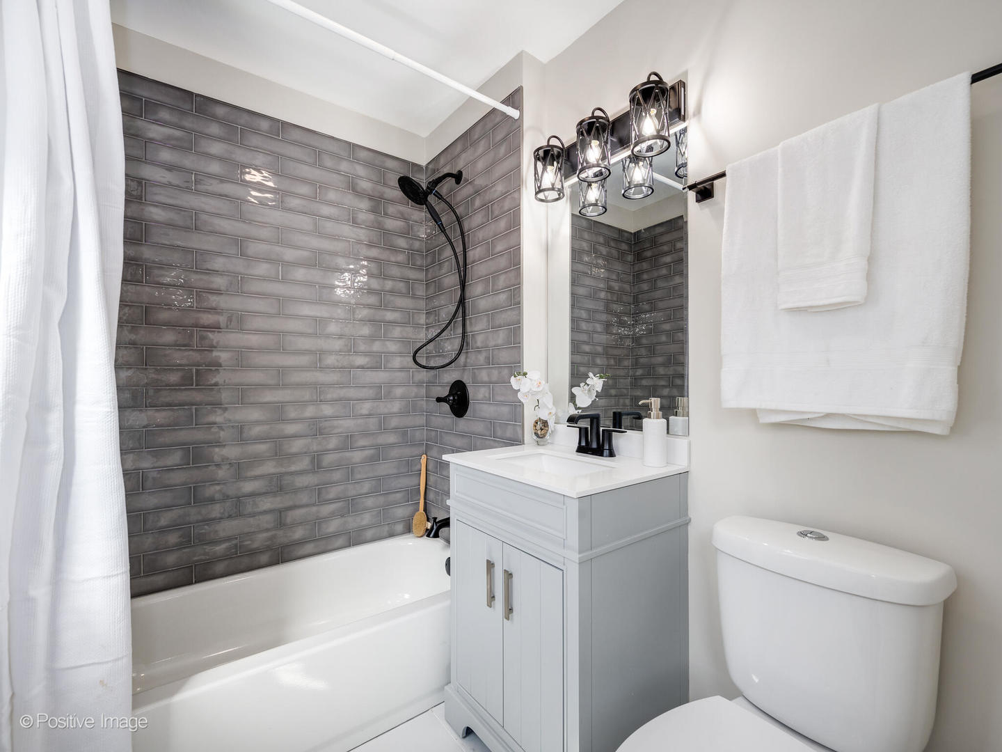 4036 West 57th Street Chicago IL 60629