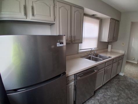 17333 Roy Street Lansing IL 60438