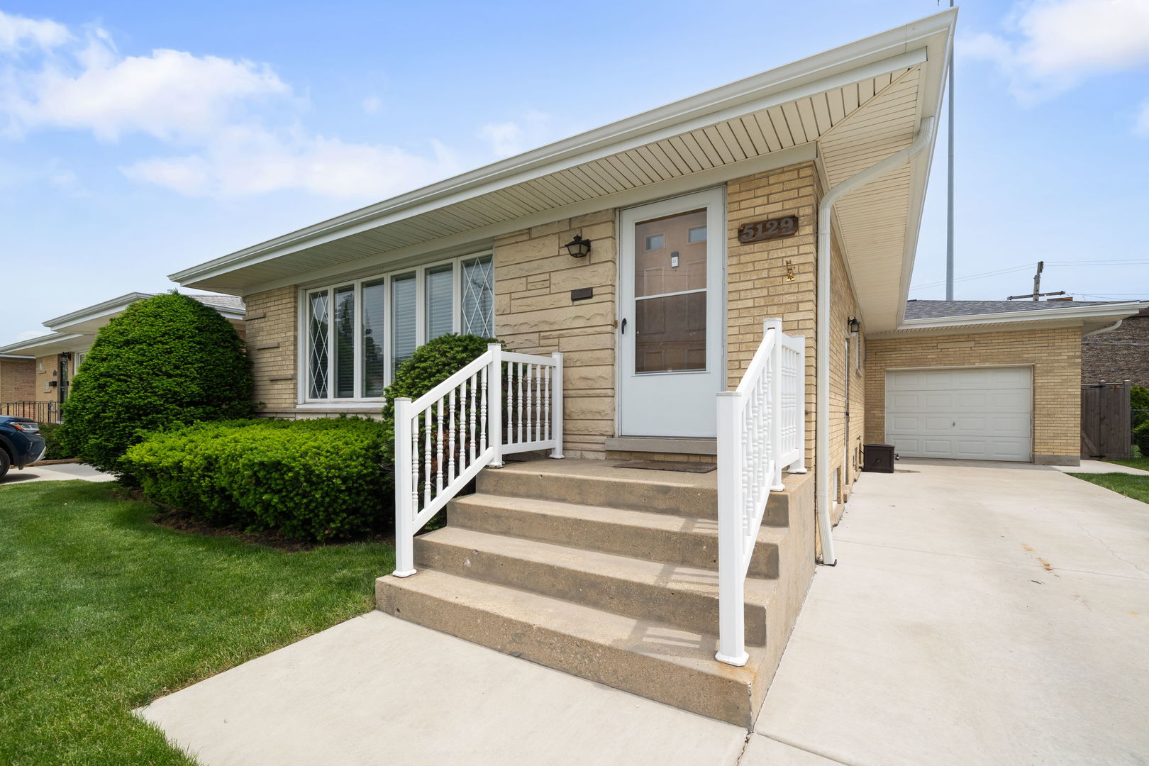 5129 North Chester Avenue Chicago IL 60656