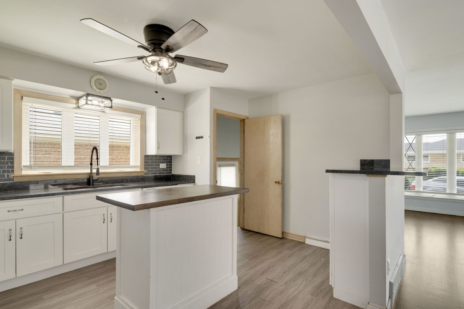 5129 North Chester Avenue Chicago IL 60656