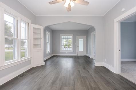 125 East Jackson Street Cullom IL 60929
