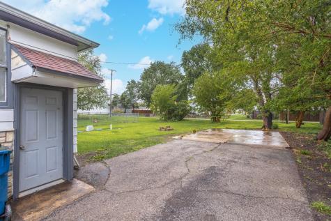 125 East Jackson Street Cullom IL 60929