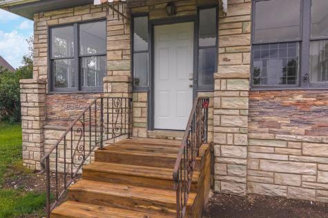 125 East Jackson Street Cullom IL 60929