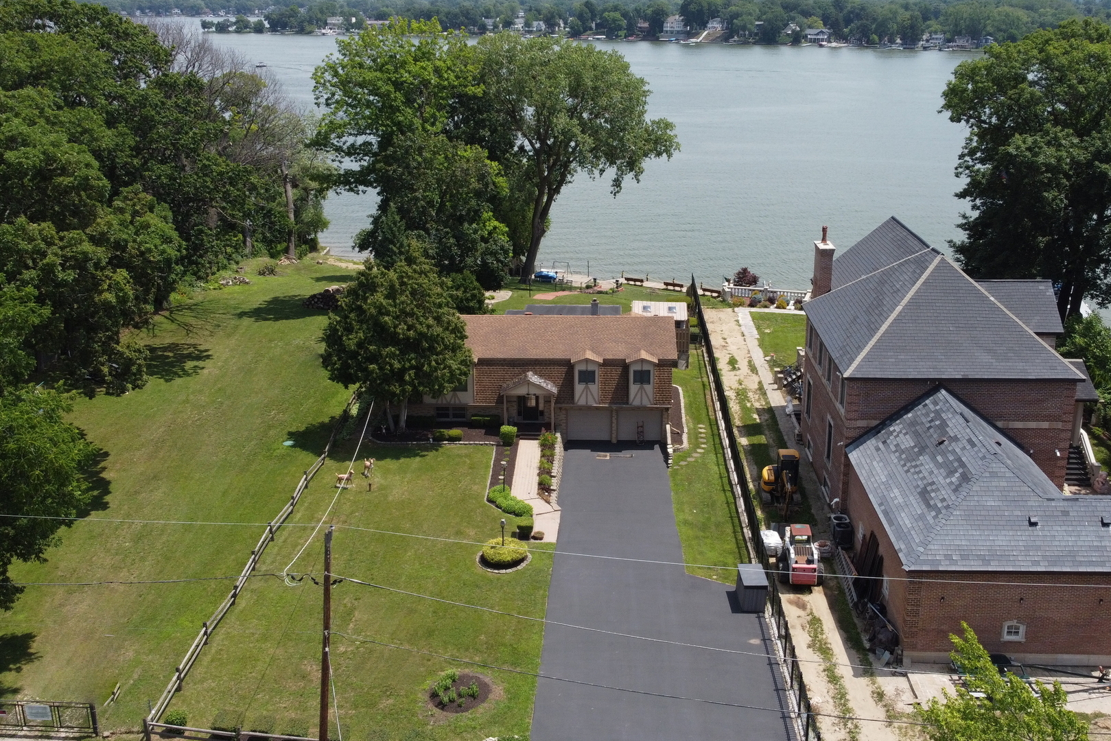 42567 North Woodbine Avenue Antioch IL 60002