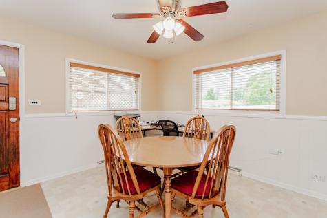818 Leahy Circle Des Plaines IL 60016