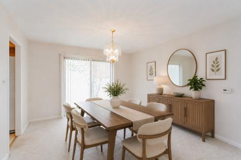 818 Leahy Circle Des Plaines IL 60016