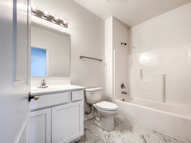 462 Ridge Lane Bolingbrook IL 60440