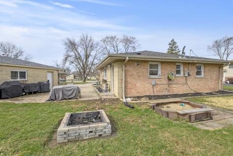 16409 Laura Lane Oak Forest IL 60452