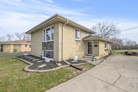 16409 Laura Lane Oak Forest IL 60452