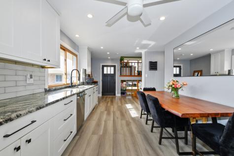 16409 Laura Lane Oak Forest IL 60452