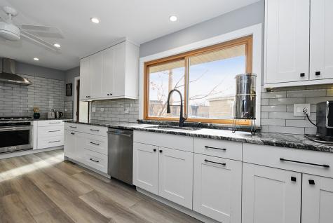 16409 Laura Lane Oak Forest IL 60452