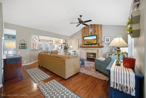 2997 Coastal Drive Aurora IL 60503