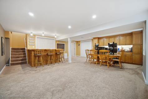 2997 Coastal Drive Aurora IL 60503