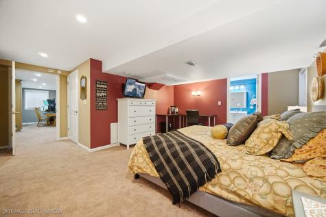 2997 Coastal Drive Aurora IL 60503