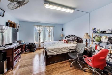 487 North Anna Lane Romeoville IL 60446