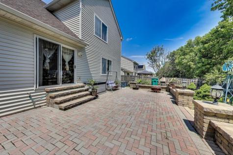 487 North Anna Lane Romeoville IL 60446