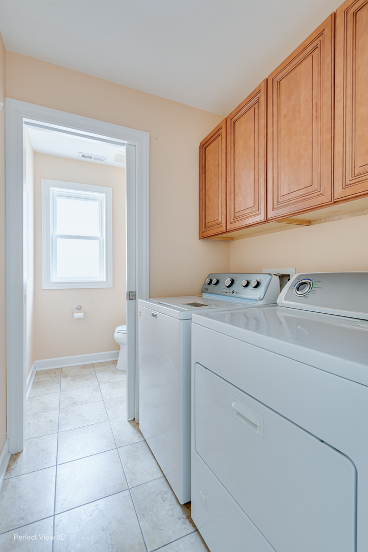 900 Ashford Lane Westmont IL 60559