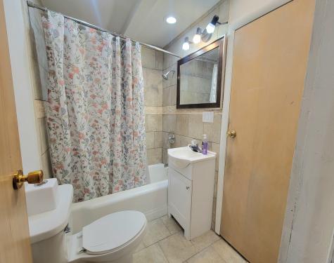 1535 & 1535 1/2 South 5th Avenue Kankakee IL 60901