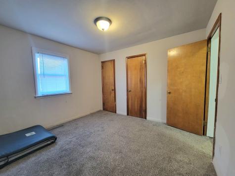 1535 & 1535 1/2 South 5th Avenue Kankakee IL 60901
