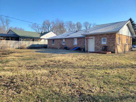 1535 & 1535 1/2 South 5th Avenue Kankakee IL 60901