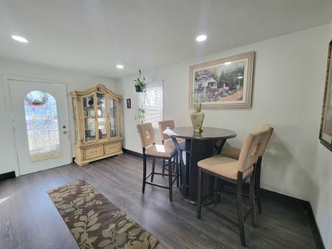 1535 & 1535 1/2 South 5th Avenue Kankakee IL 60901