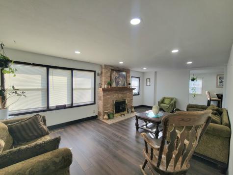 1535 & 1535 1/2 South 5th Avenue Kankakee IL 60901