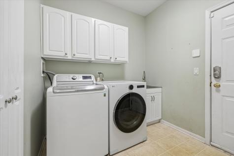 1230 West Claridge Court Palatine IL 60067