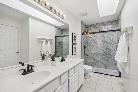 1230 West Claridge Court Palatine IL 60067