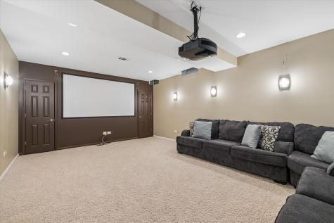 1230 West Claridge Court Palatine IL 60067