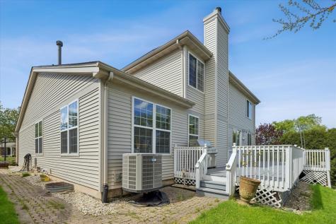 1230 West Claridge Court Palatine IL 60067