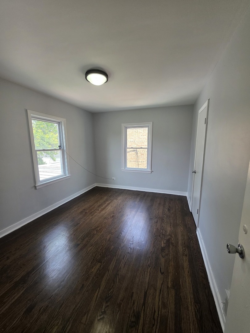 8252 South Calumet Avenue Chicago IL 60619