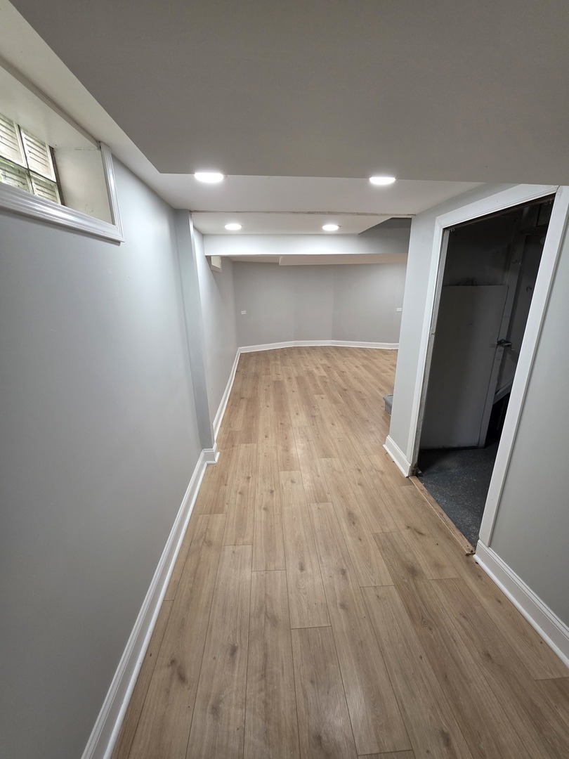 8252 South Calumet Avenue Chicago IL 60619