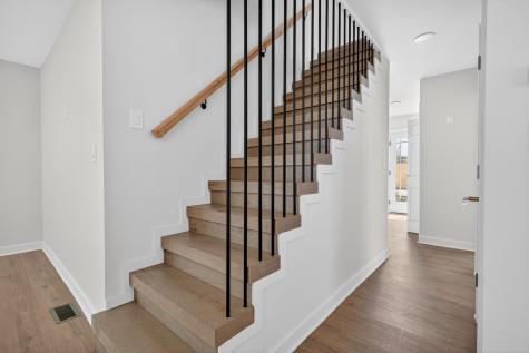 4527 West 83rd Street Chicago IL 60652
