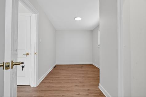 4527 West 83rd Street Chicago IL 60652