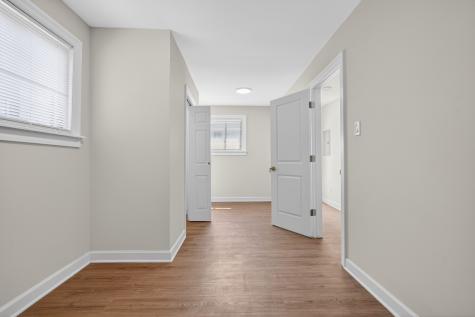 4527 West 83rd Street Chicago IL 60652